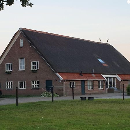 Landelijk Gelegen Boerderij Aan De Pothofweg Apartamento Anevelde Exterior foto