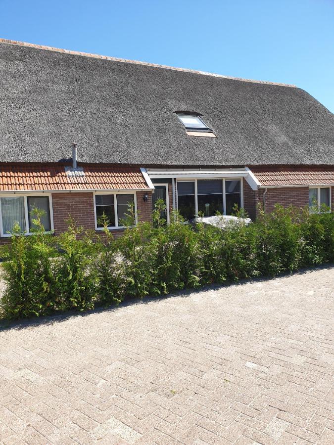 Landelijk Gelegen Boerderij Aan De Pothofweg Apartamento Anevelde Exterior foto